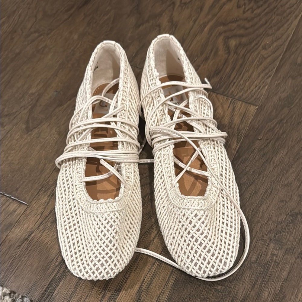 Elegant Cream Woven Women's Shoes